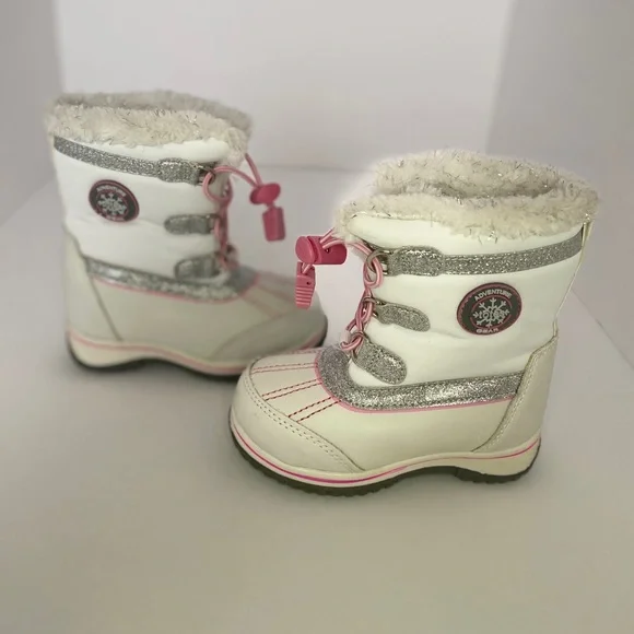 Toddler White & Pink Snow boots - Picture 2 of 8